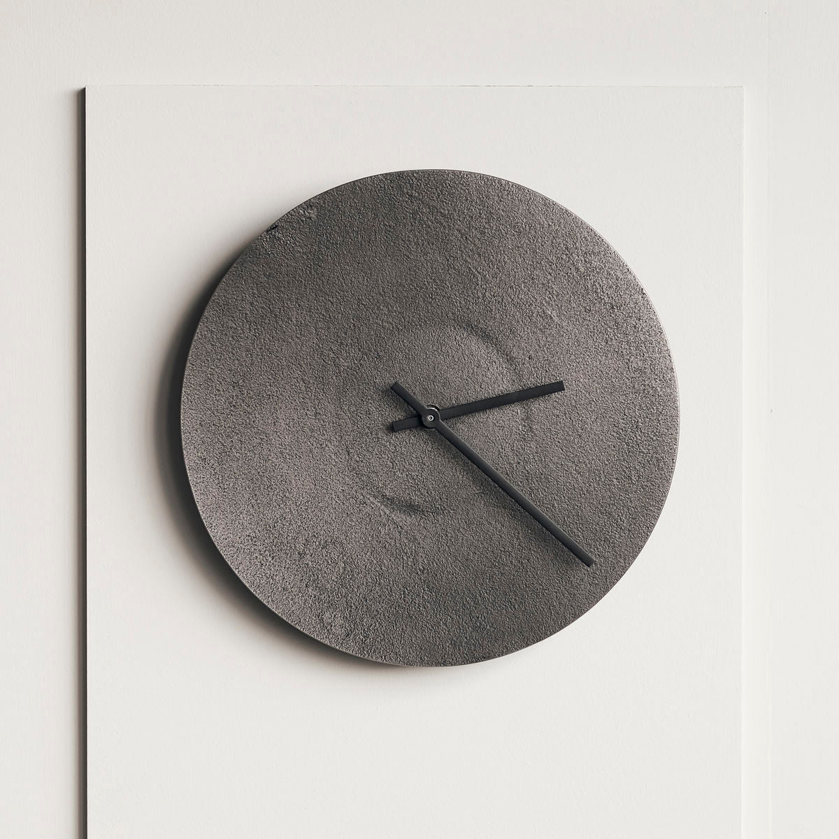 House Doctor Clock, HDThrissur, Antique metallic