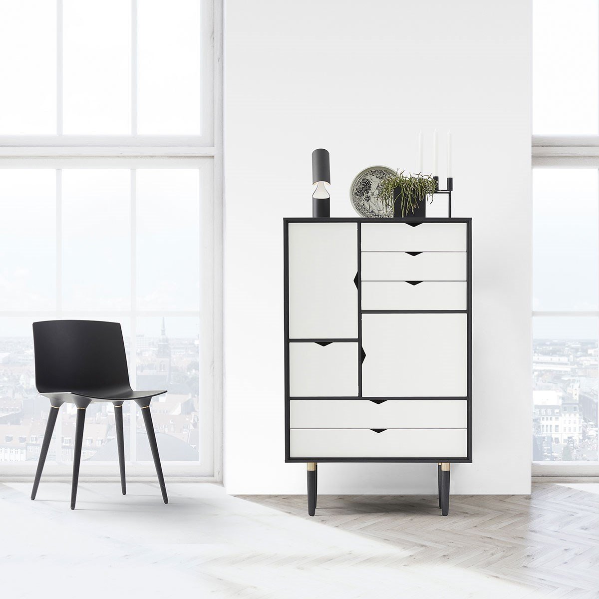 Andersen Furniture S5 Skab Sort, Hvid Front