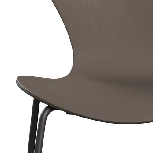 Fritz Hansen 3107 Skalstol, Warm Graphite/Farvet Ask Deep Clay