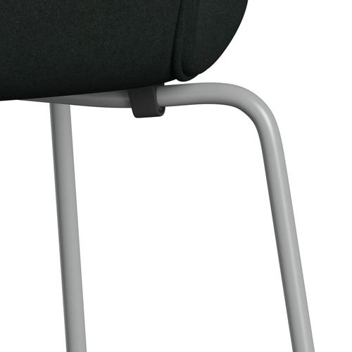 Fritz Hansen 3107 Stol Fuldpolstret, Nine Grey/Divina Charcoal