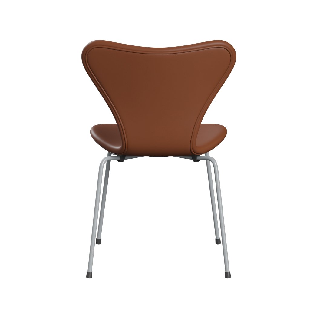 Fritz Hansen 3107 Stol Fuldpolstret, Silver Grey/Soft Cognac