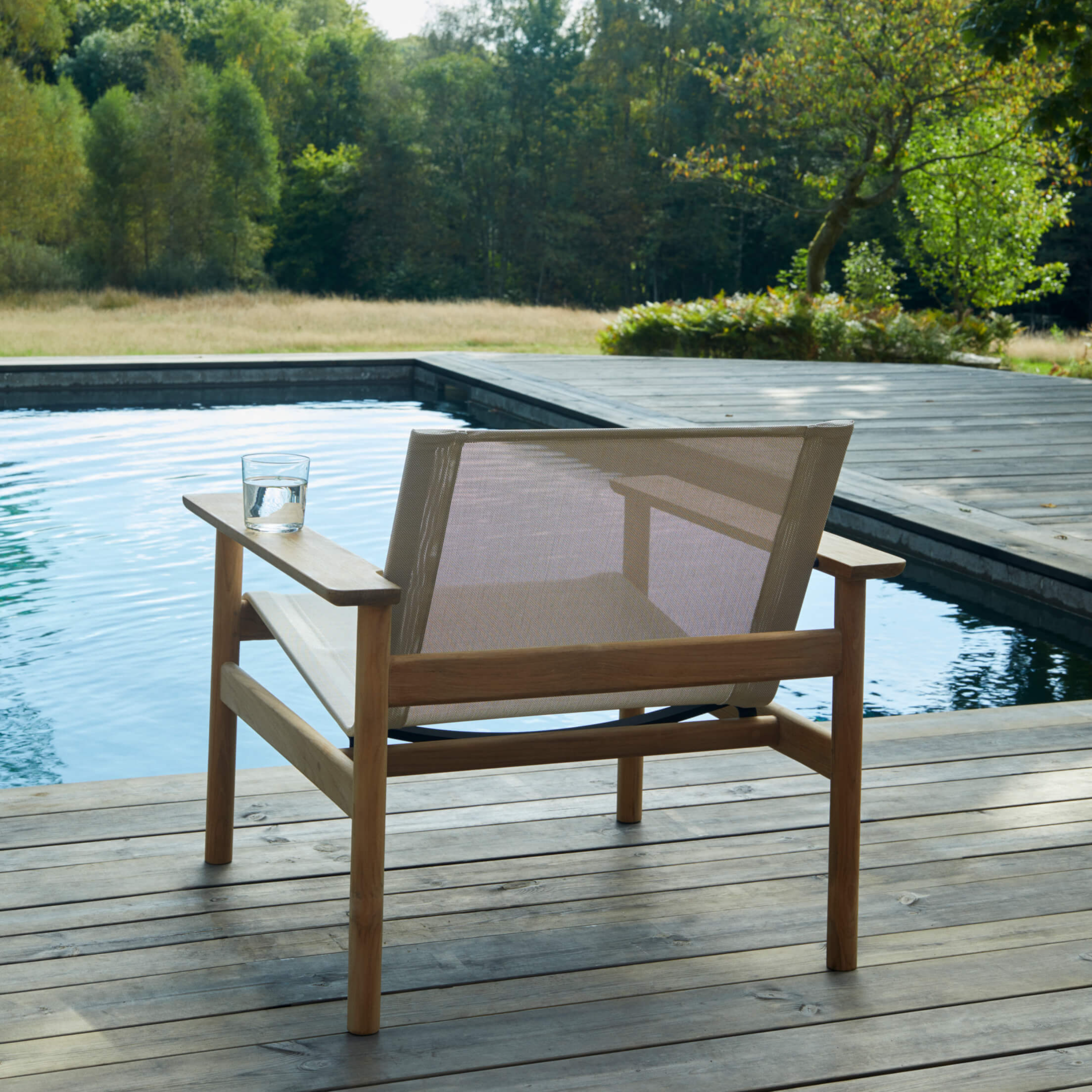 Fritz Hansen Pelagus Outdoor Lounge Chair Tiikki/Hiekka 