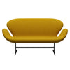 Fritz Hansen Svanesofa 2-Personers, Sortlakeret/Hallingdal Mustard (Sennep)