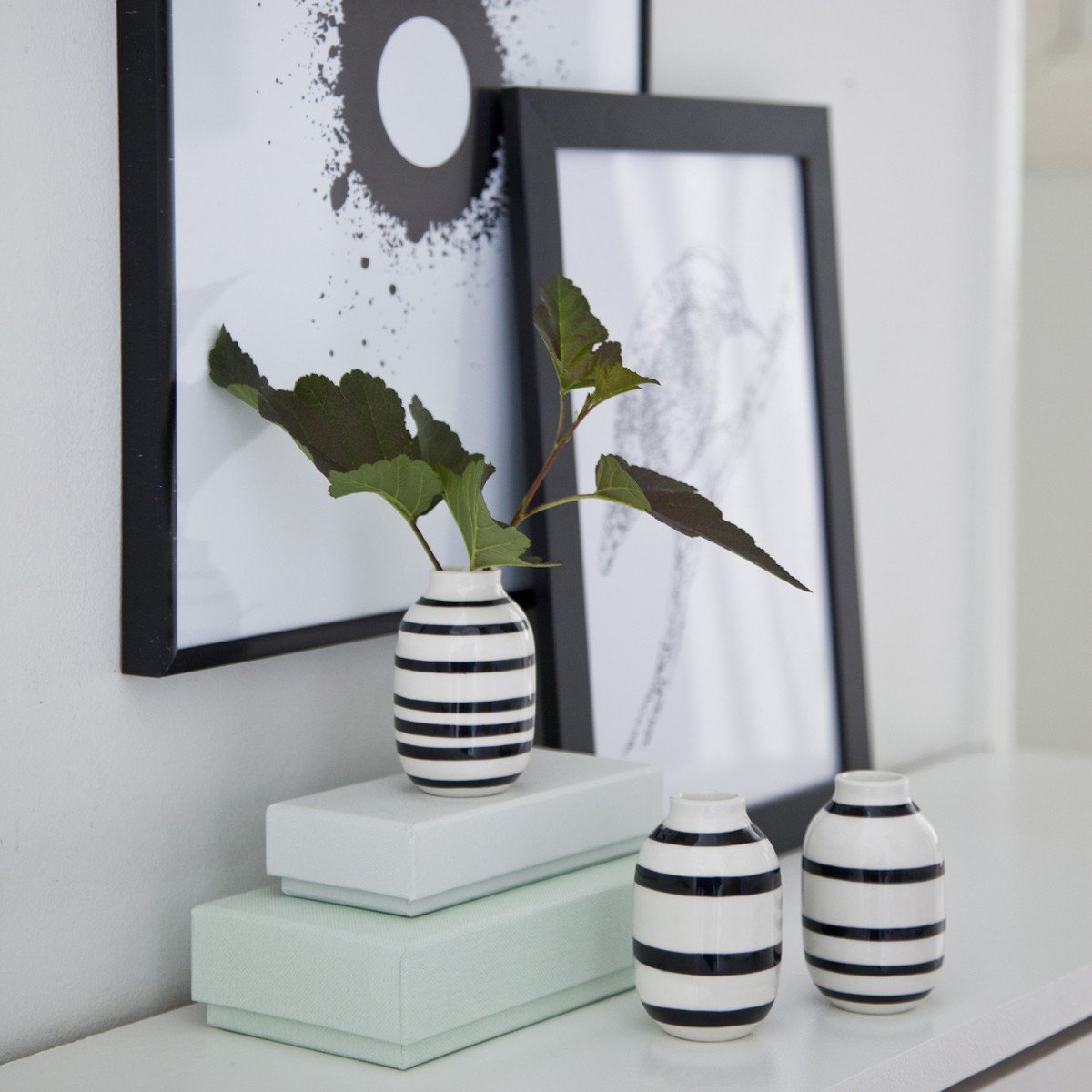 [product_category]-Kähler Omaggio Vases Black Mini, 3 P Cs-Kähler-5703779128009-691350-KAE-2