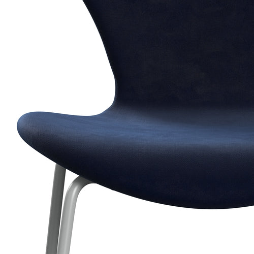 Fritz Hansen 3107 Chair Full Upholstery, Nine Grey/Belfast Velvet Midnight Blue