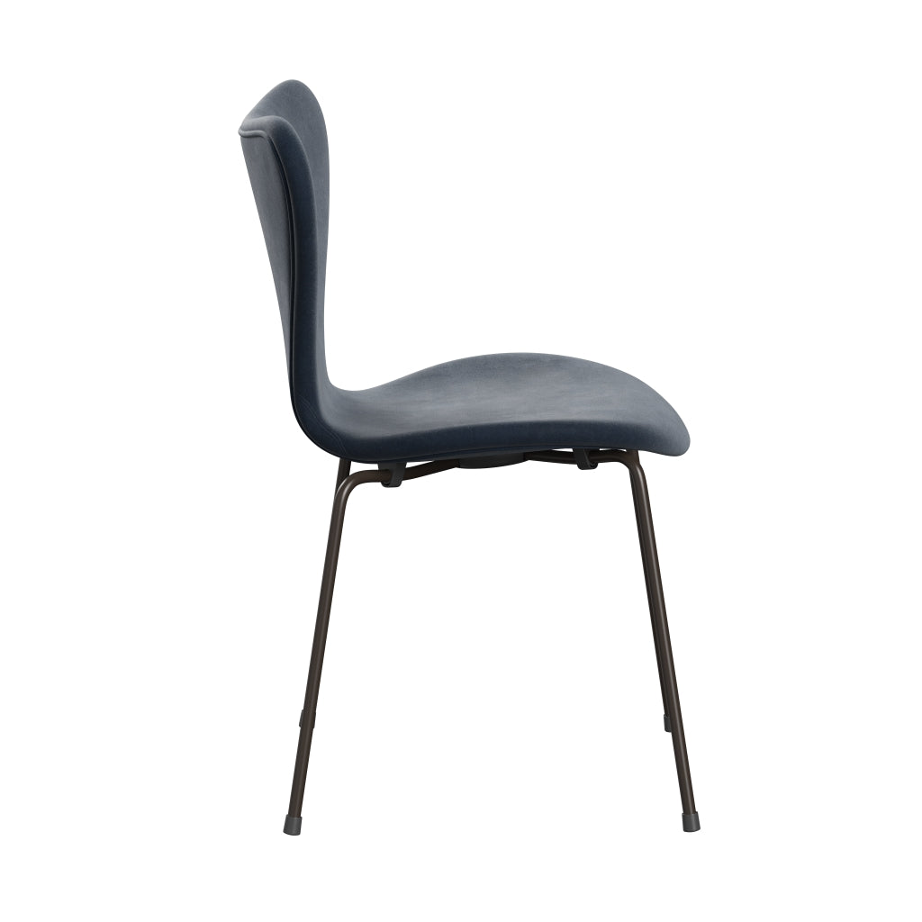Fritz Hansen 3107 Chair Full Upholstery, Brown Bronze/Belfast Velvet Grey Blue